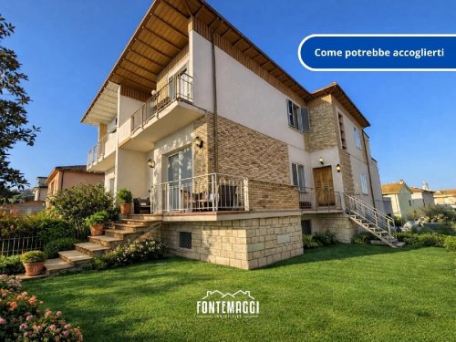 Terraced house in Fano