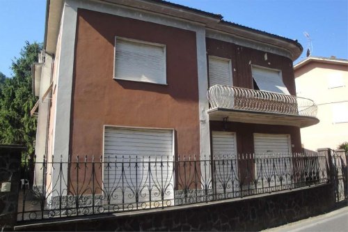 Detached house in Gallicano
