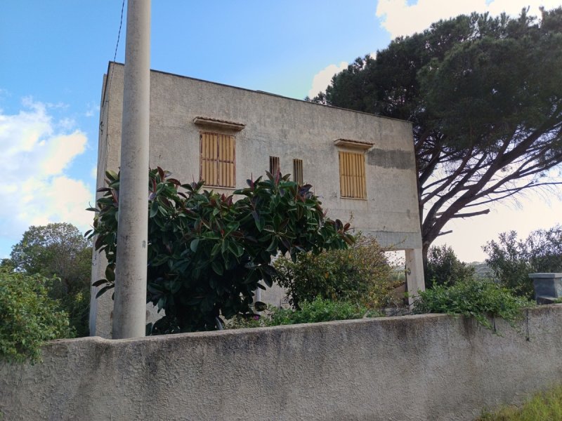 Einfamilienhaus in Castellammare del Golfo