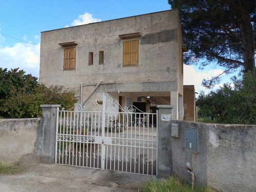 Einfamilienhaus in Castellammare del Golfo
