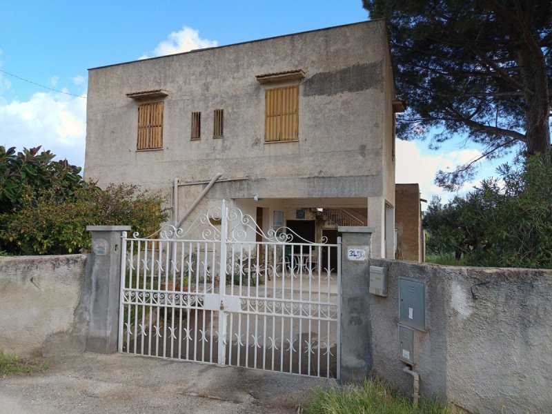 Einfamilienhaus in Castellammare del Golfo