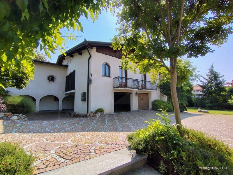 Villa à Roasio