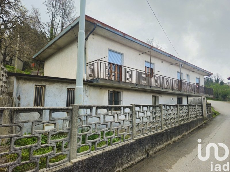 Vrijstaande woning in Conflenti