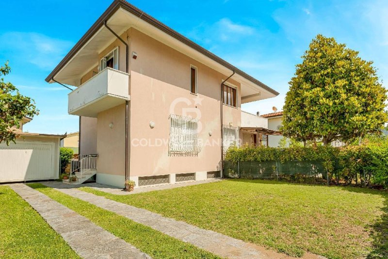 House in Pietrasanta