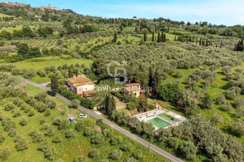 Villa à Volterra