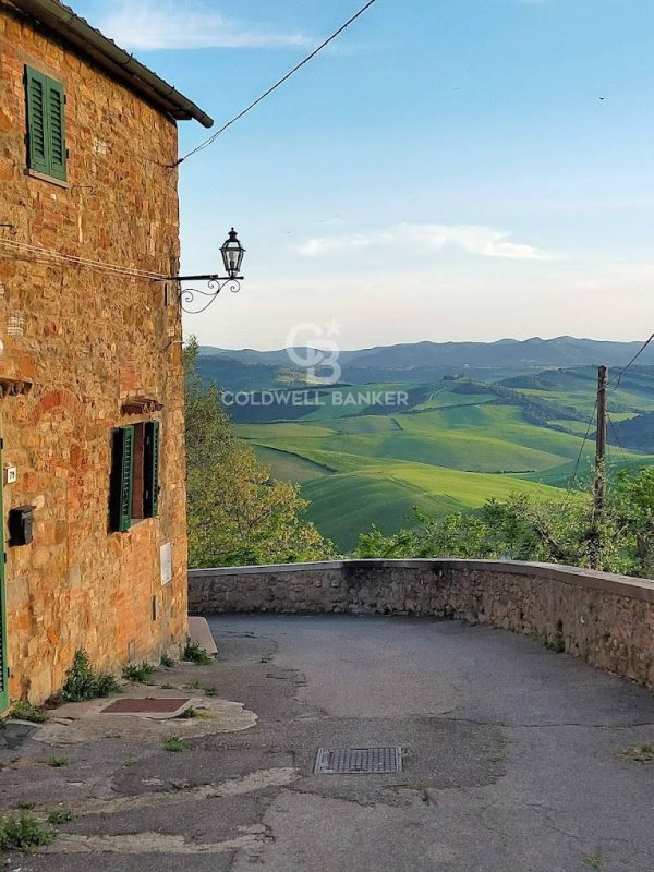 Maison jumelée à Volterra