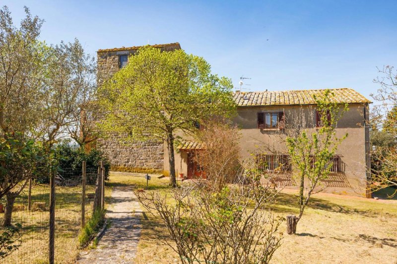 Villa i Volterra