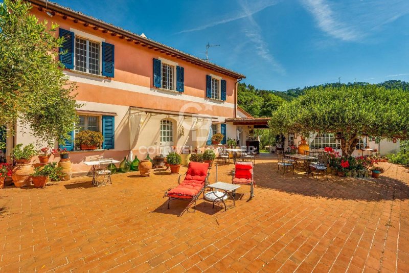Country house in Massarosa