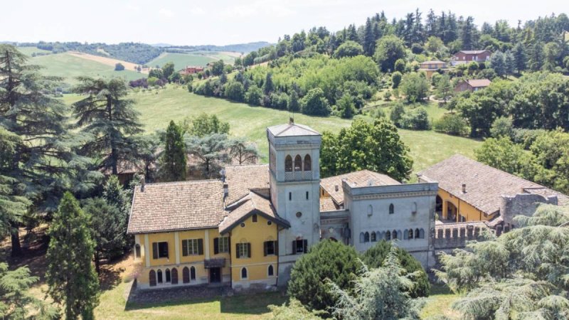 Villa en Quattro Castella