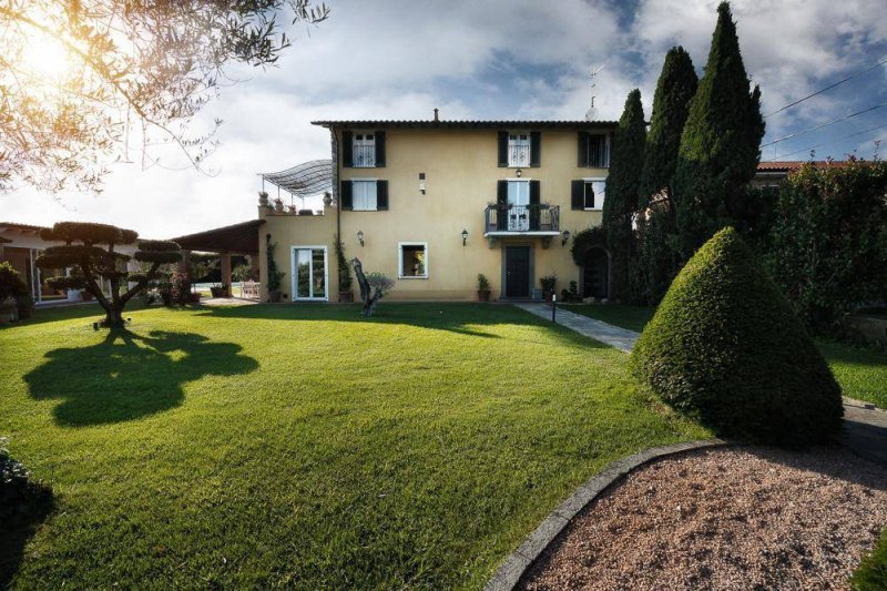 Вилла в Пьетразанта