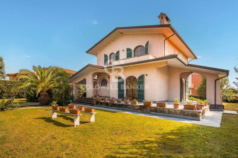 Villa in Forte dei Marmi