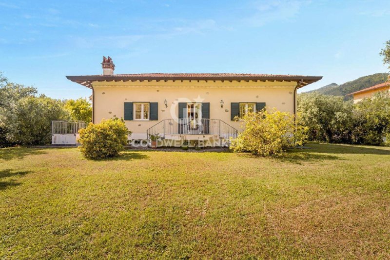 Villa i Seravezza