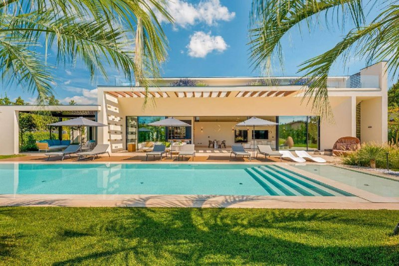 Villa in Forte dei Marmi