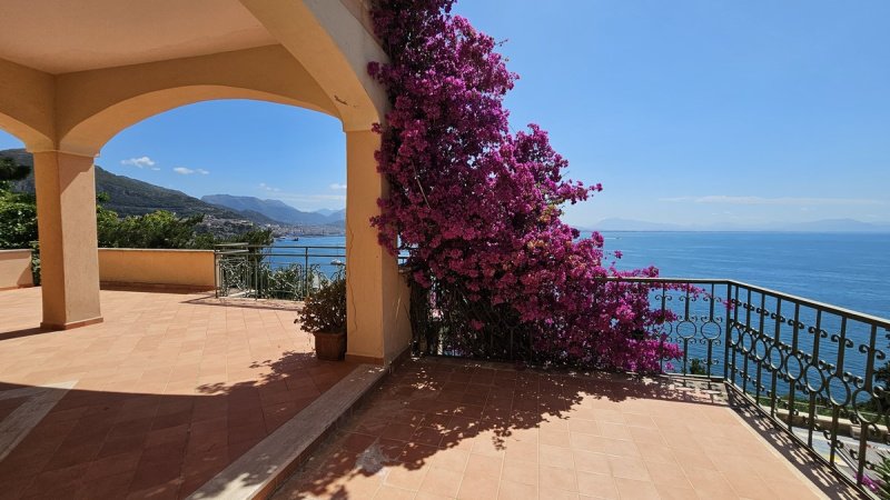 Apartment in Vietri sul Mare