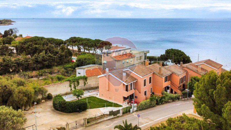 Moradia com terraço em Quartu Sant'Elena