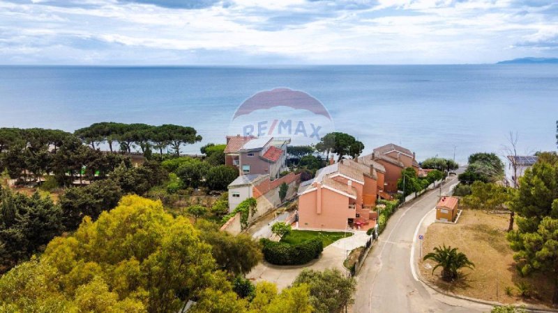 Moradia com terraço em Quartu Sant'Elena