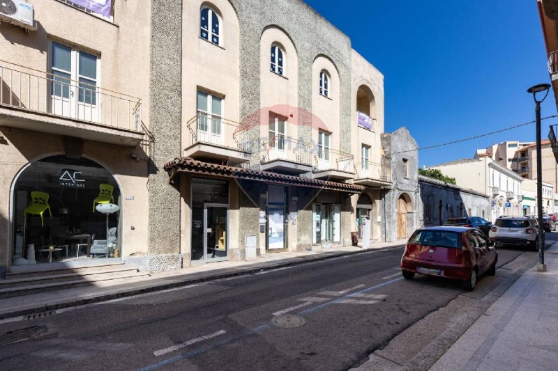 Commercial property in Sanluri