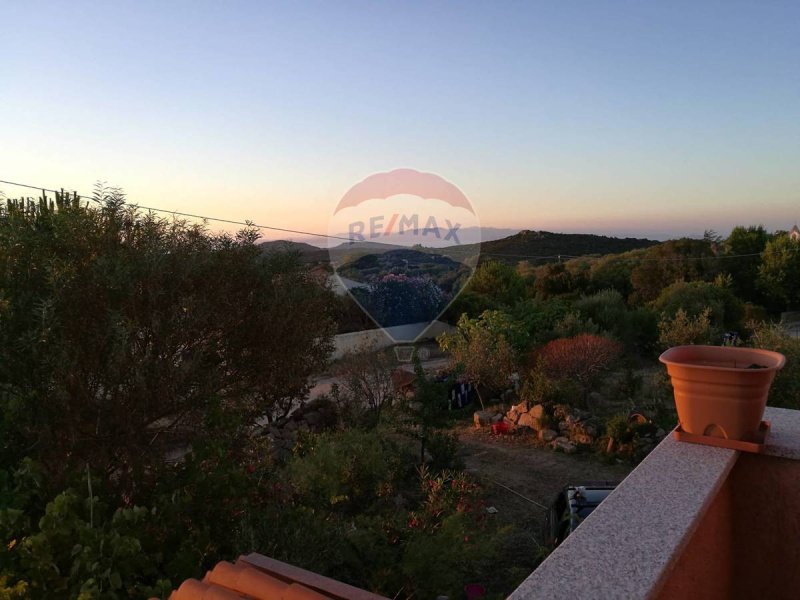 Casa en Trinità d'Agultu e Vignola