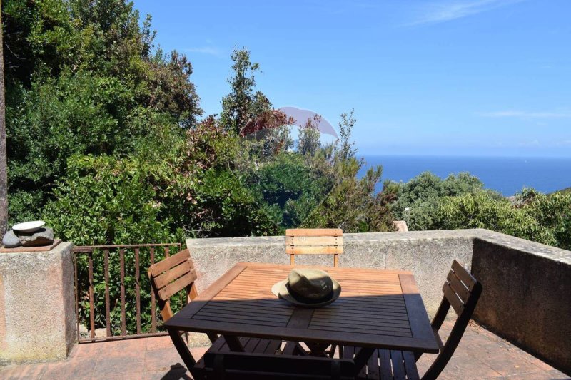 Квартира в Тринита-д'Агульту-э-Виньола