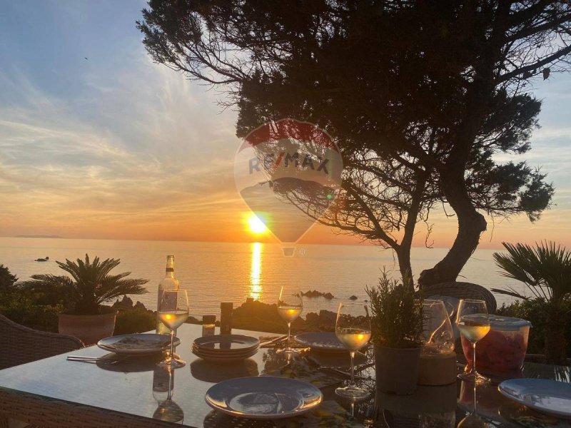 Villa a Trinità d'Agultu e Vignola