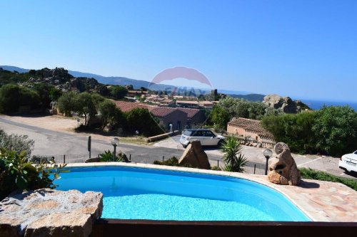 Casa adosada en Trinità d'Agultu e Vignola
