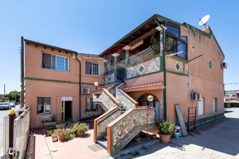 代奇莫普楚半独立房屋