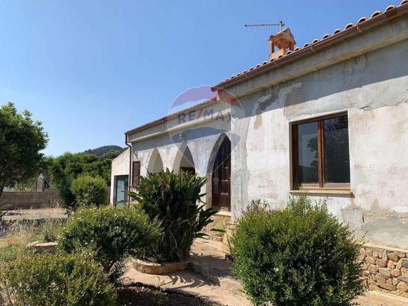 Вилла в Домус-де-Мария