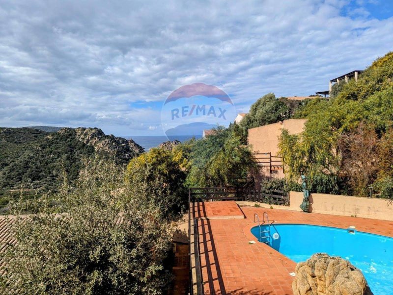 特里尼塔达古尔图和维尼奥拉公寓