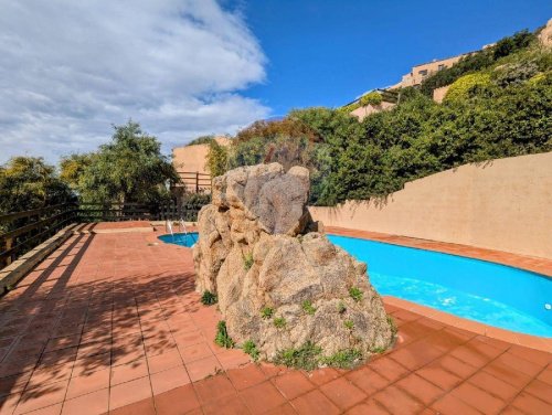 特里尼塔达古尔图和维尼奥拉公寓