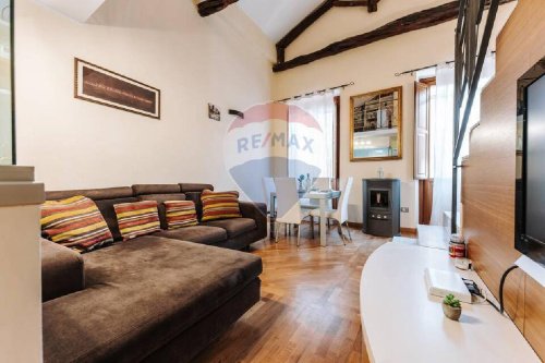 卡利亞里半独立房屋