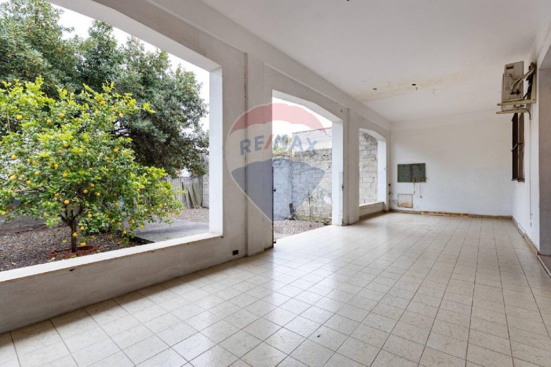 Inmueble comercial en Samassi