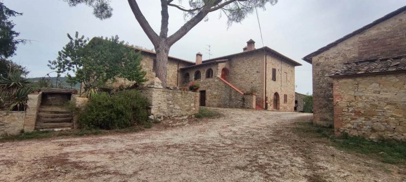 Farmhouse in Sovicille