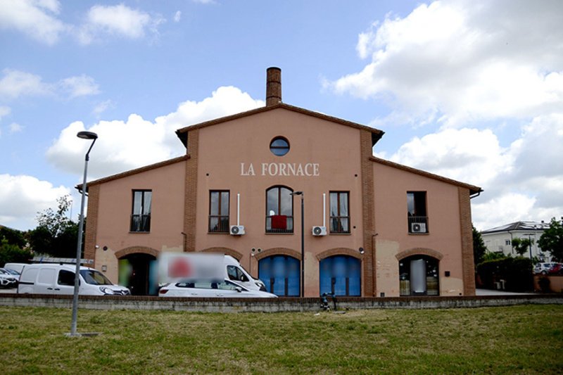 Edifício comercial em Pontedera