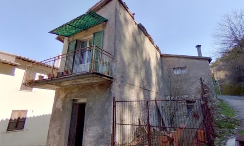 Self-contained apartment in Foligno