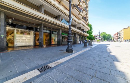 Zakelijk onroerend goed in Avellino