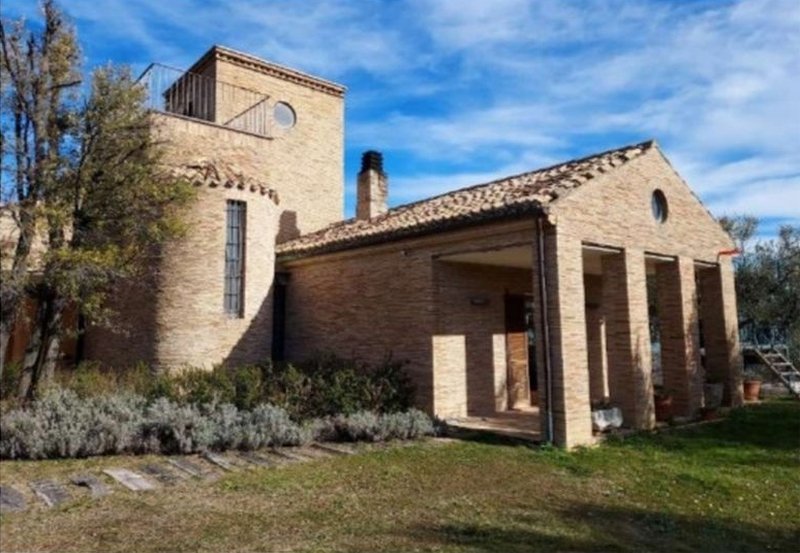 Villa i Civitaquana