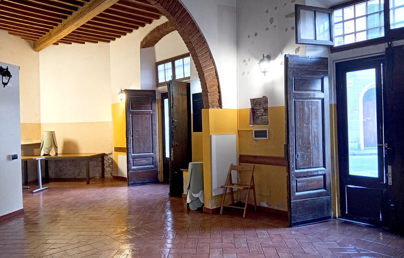 Kommersiell byggnad i Livorno