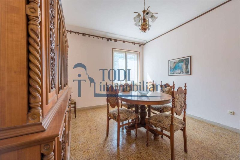 Casa semi indipendente a Massa Martana