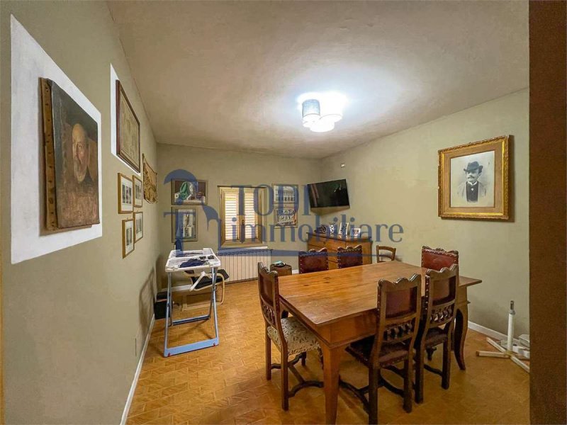 Casa semi indipendente a Todi