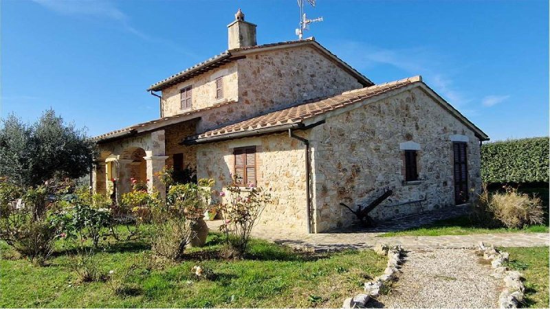 Farmhouse in Montecastrilli