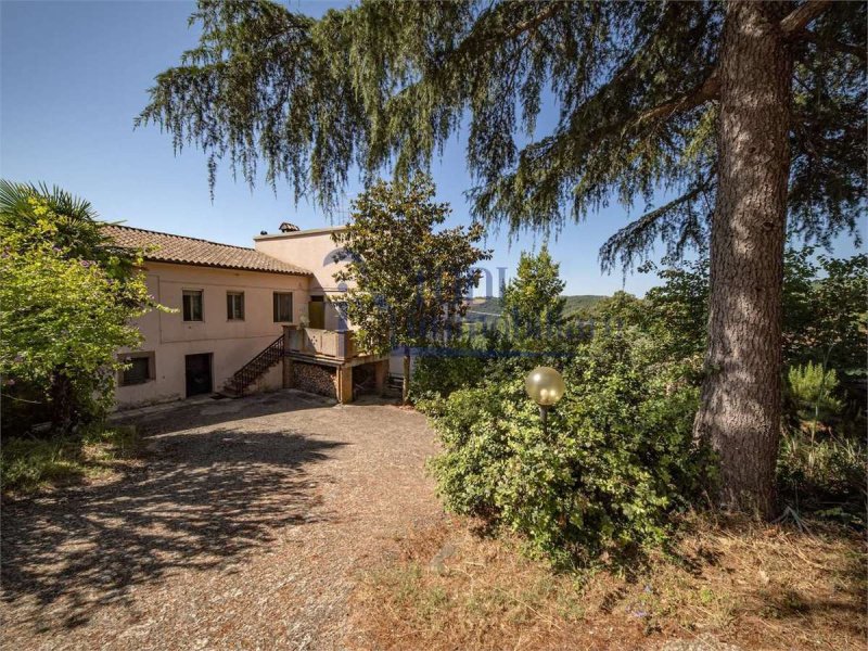 Casa semi-independiente en Todi