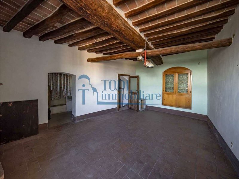 Wohnung in Todi