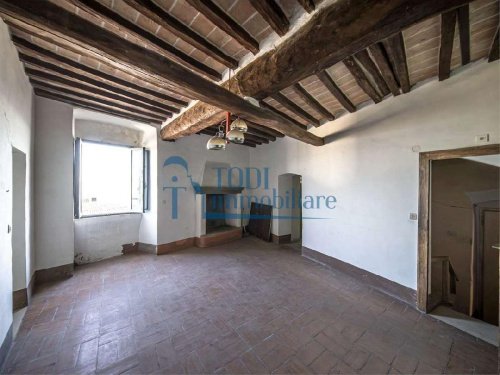 Wohnung in Todi