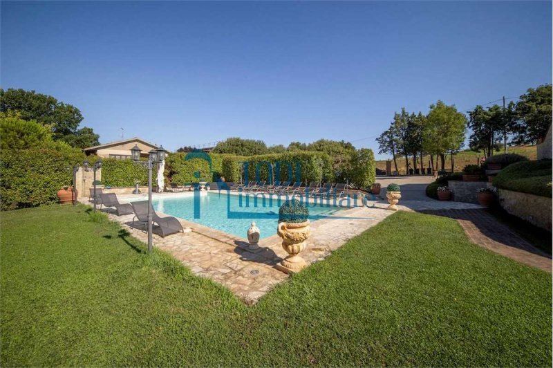 Moradia em Montecastrilli