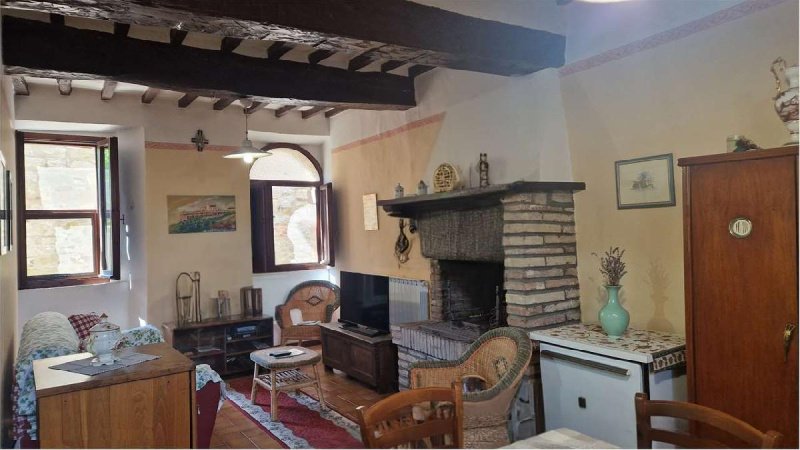 Casa semi indipendente a Monte Castello di Vibio