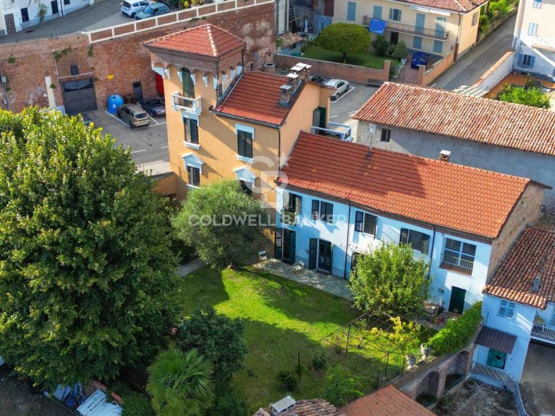 Palácio em Villa San Secondo