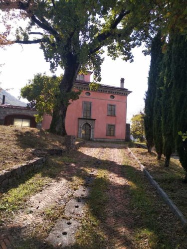 Villa a Lauria