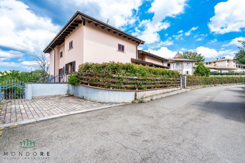 Maison individuelle à Castiglione dei Pepoli