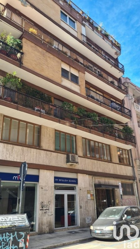 Inmueble comercial en Bari