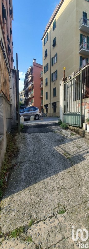 Zakelijk onroerend goed in Genua